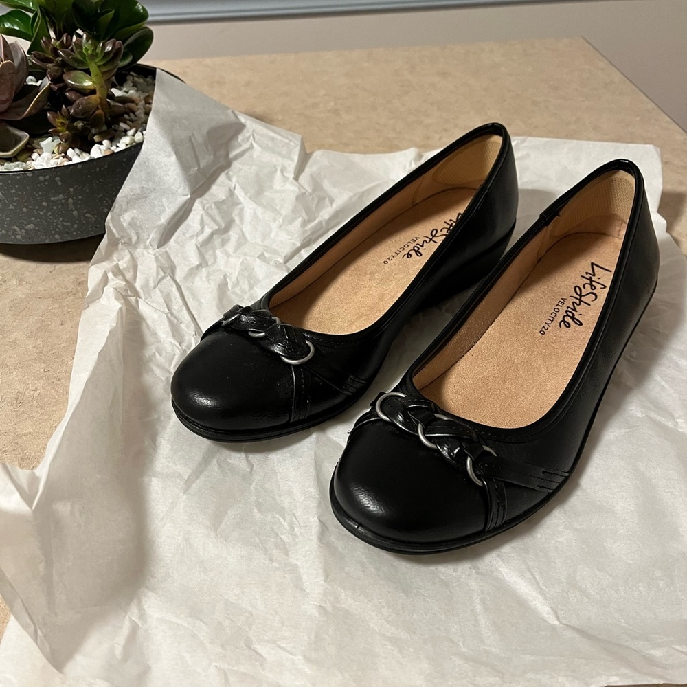 Life Stride Flats